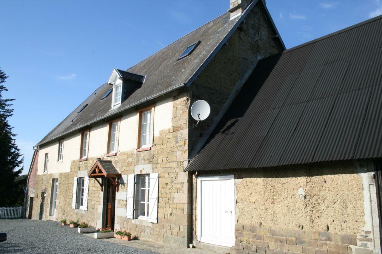 La Maison Du Chene Percy  Exterior photo