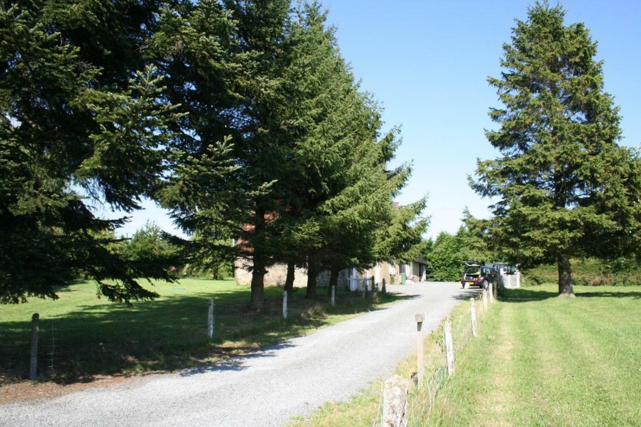 La Maison Du Chene Percy  Exterior photo